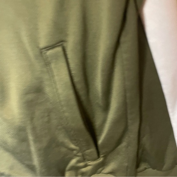 PUMA Green T7 ICONIC Regular Fit Sweatshirt - Picture 4 of 10